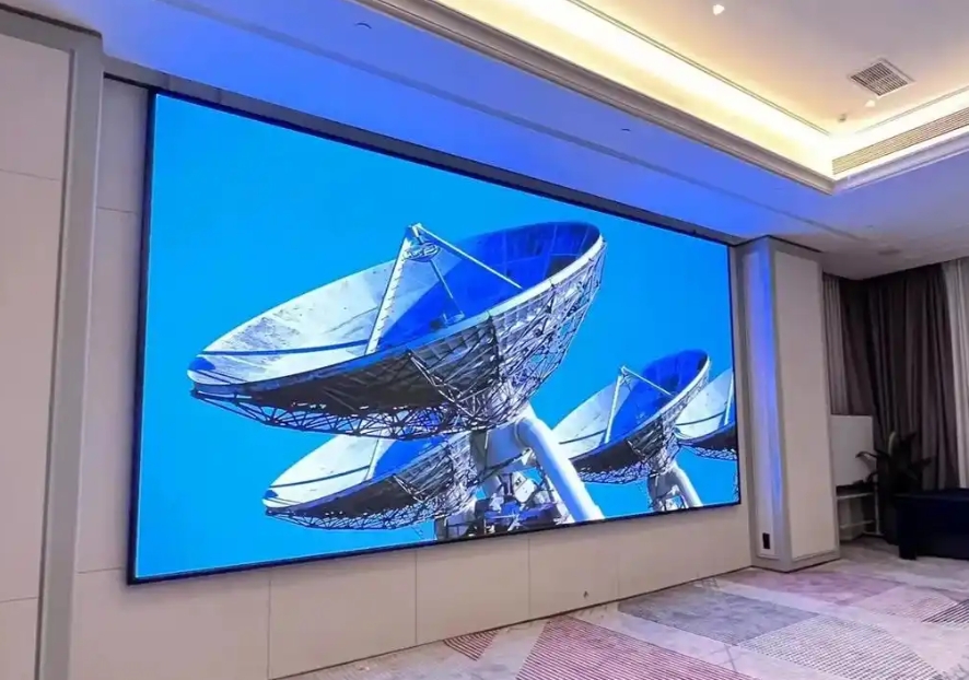 LED显示屏亮度衰减的修复与预防措施