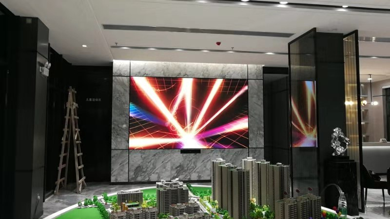 广州顺丰翠园楼盘室内高清P1.86全彩LED显示屏.jpg